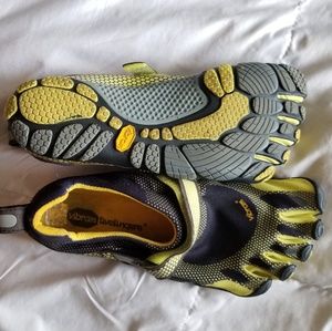 Vibram FiveFingers Running/Hiking/Walking Shoe